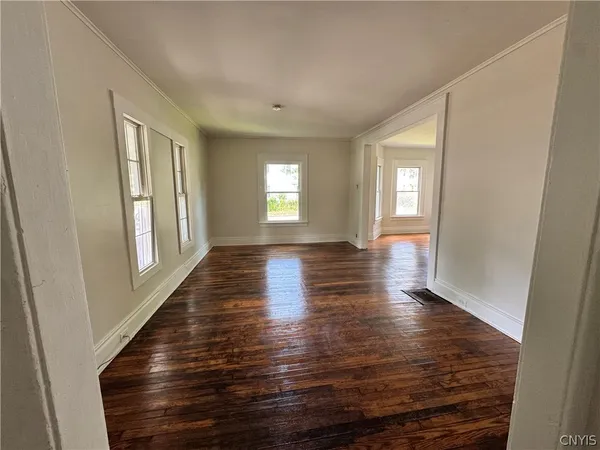 $1,650 | 2401 Midland Avenue, Unit 1, Syracuse, NY 13205