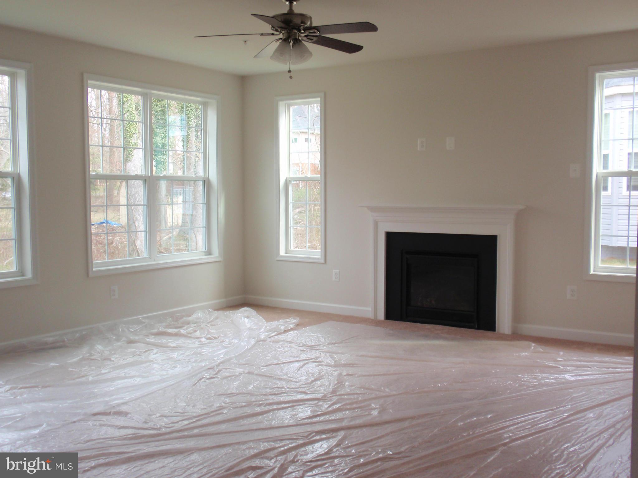 6705 Chapel Dale Road Bowie, MD 20720 - Photo 16 of 25 Family Room