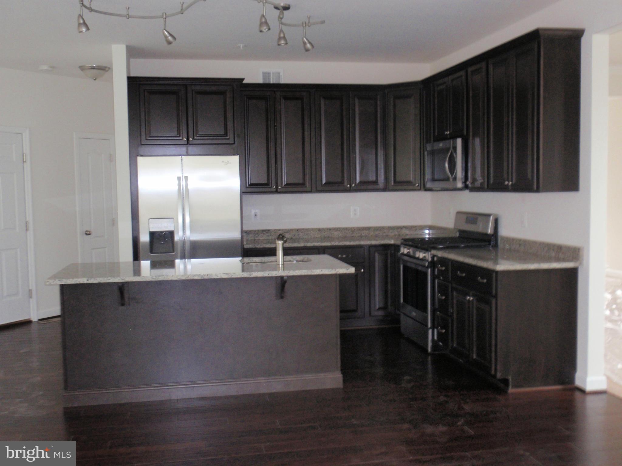 6705 Chapel Dale Road Bowie, MD 20720 - Photo 9 of 25 Kitchen