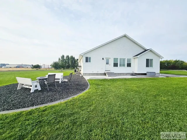 $605,000 | 852 East 1425 North, Shelley, ID 83274