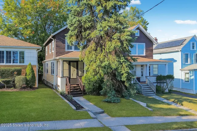 $500,000 | 200 Barnard Avenue | Tottenville