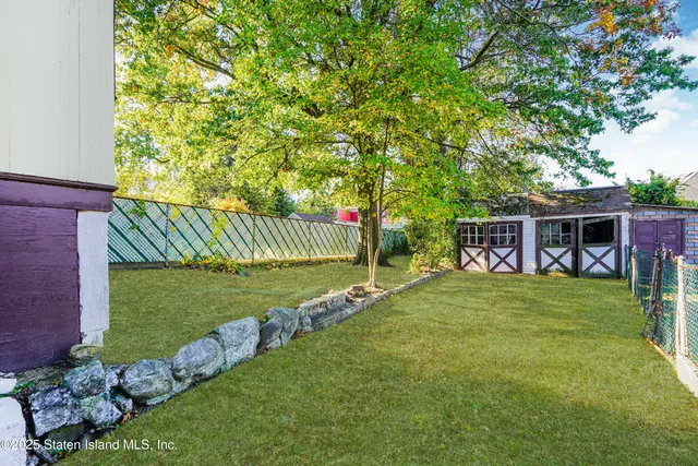 $500,000 | 200 Barnard Avenue | Tottenville