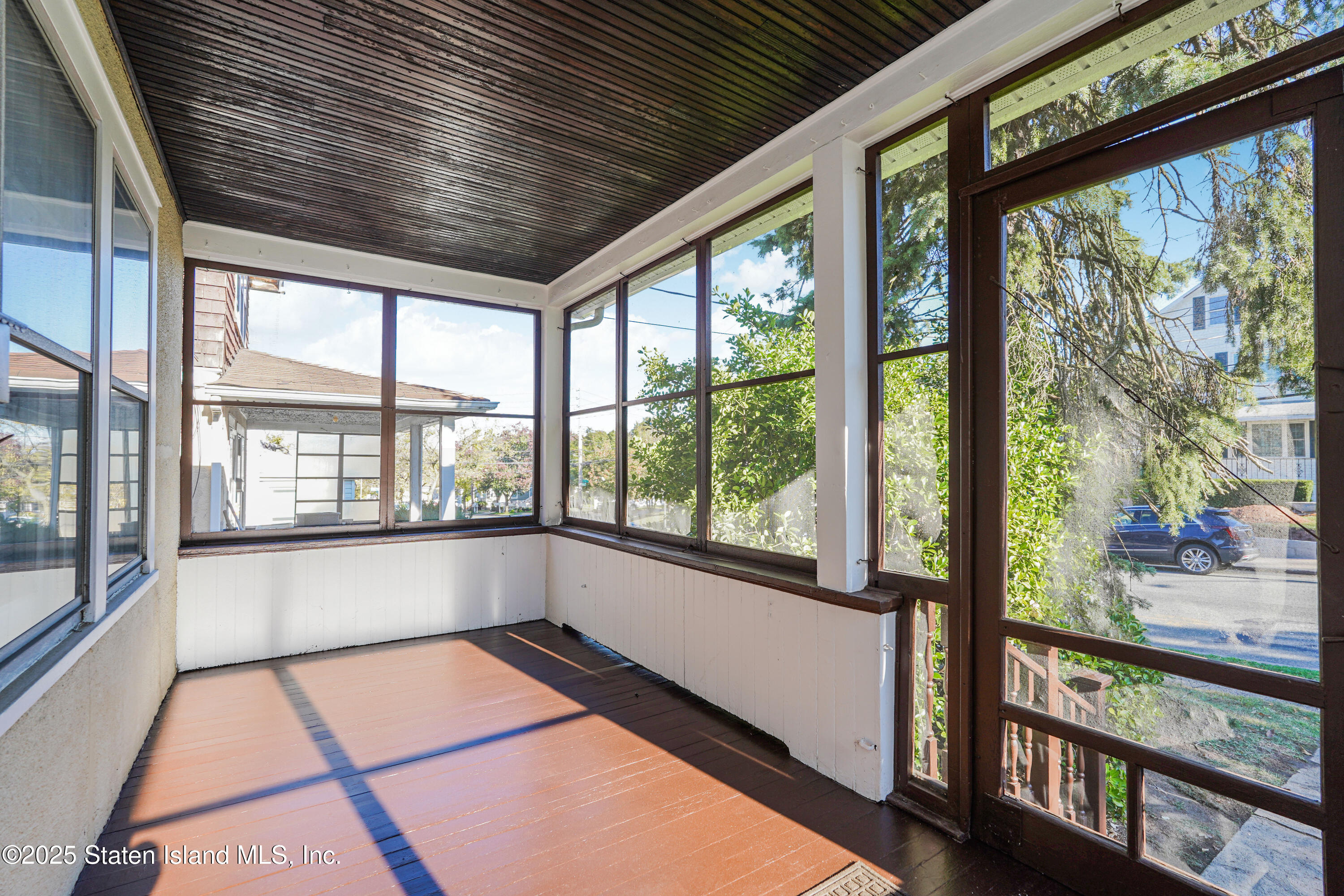 200 Barnard Avenue Staten Island, NY 10307 - Photo 10 of 26 Photo Oct 23 2025, 10 04 25 AM