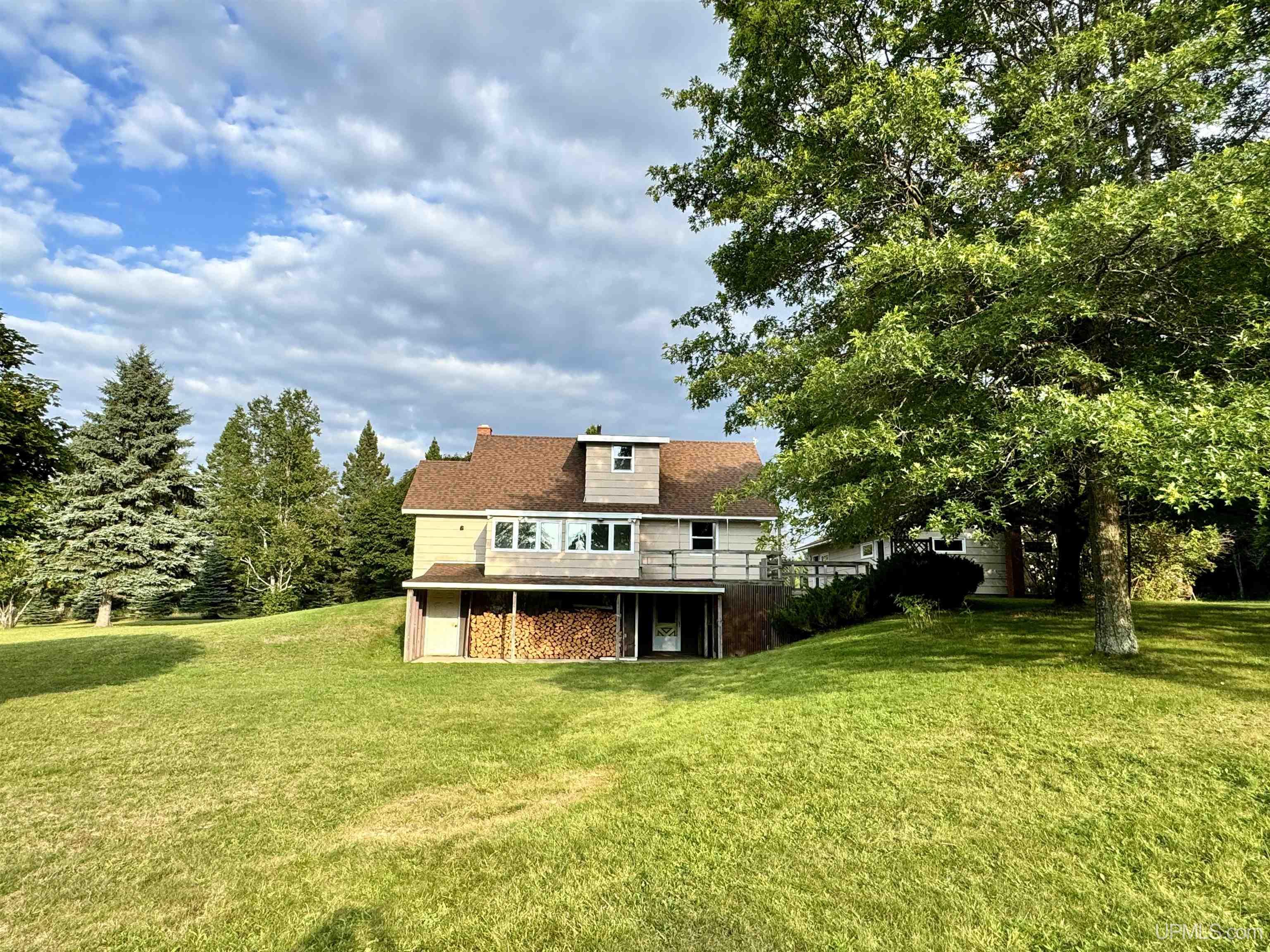 53403 Salo Road Hancock, MI 49930 - Photo 2 of 71 Gallery Image 2