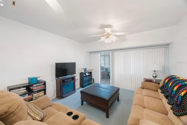 $141,500 | 9945 47th Avenue North, Unit 203, St. Petersburg, FL 33708