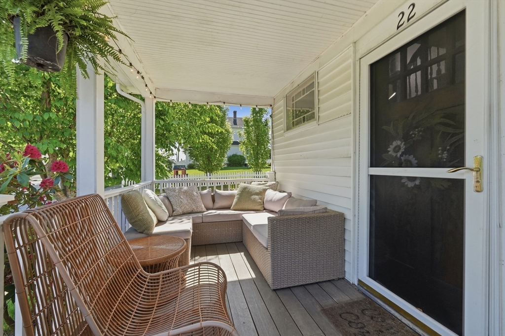 22 Merrill Road Worcester, MA 01606 - Photo 4 of 40