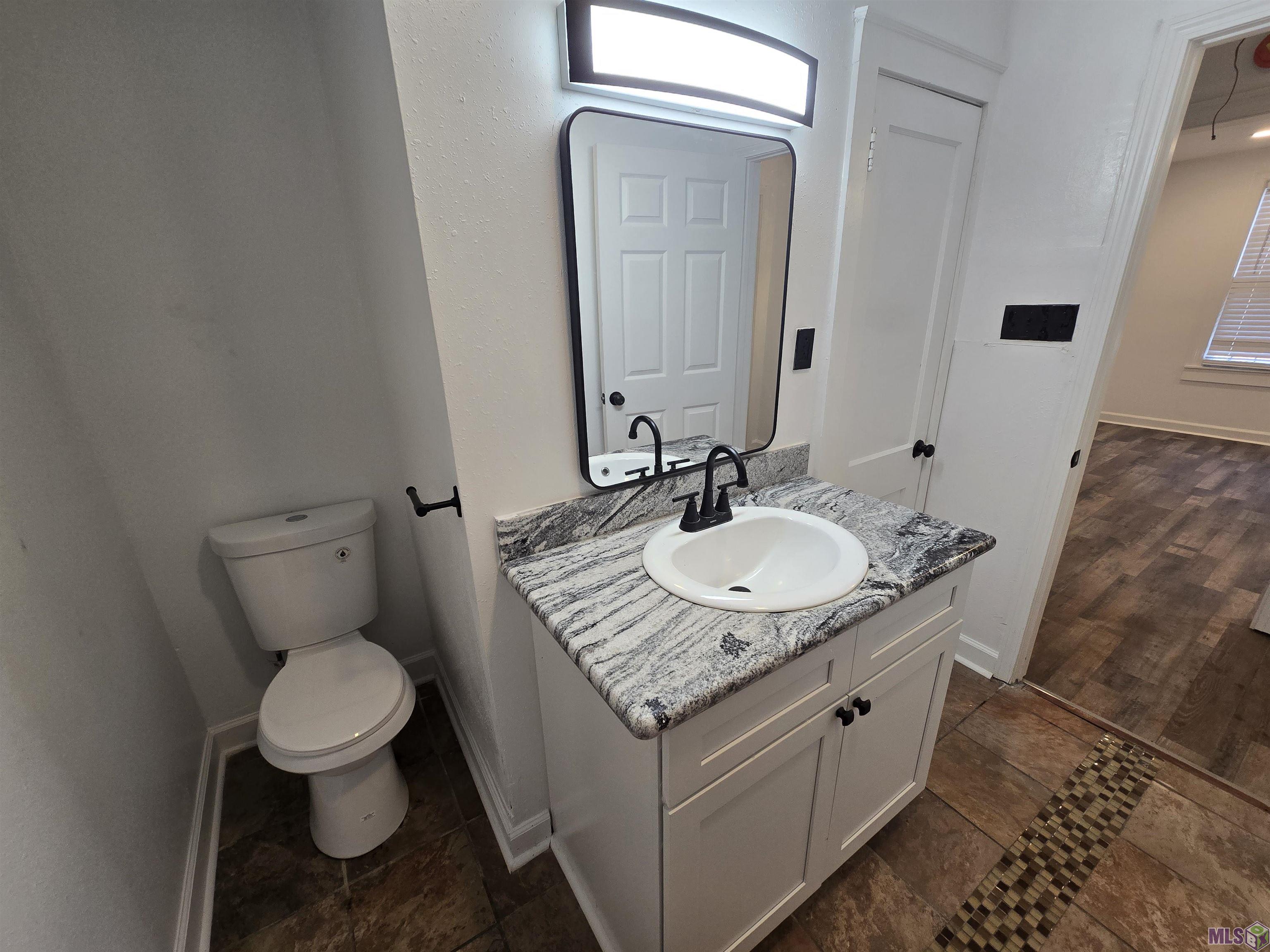 2145 North 38th Street Baton Rouge, LA 70802 - Photo 20 of 22 Guest Bathroom