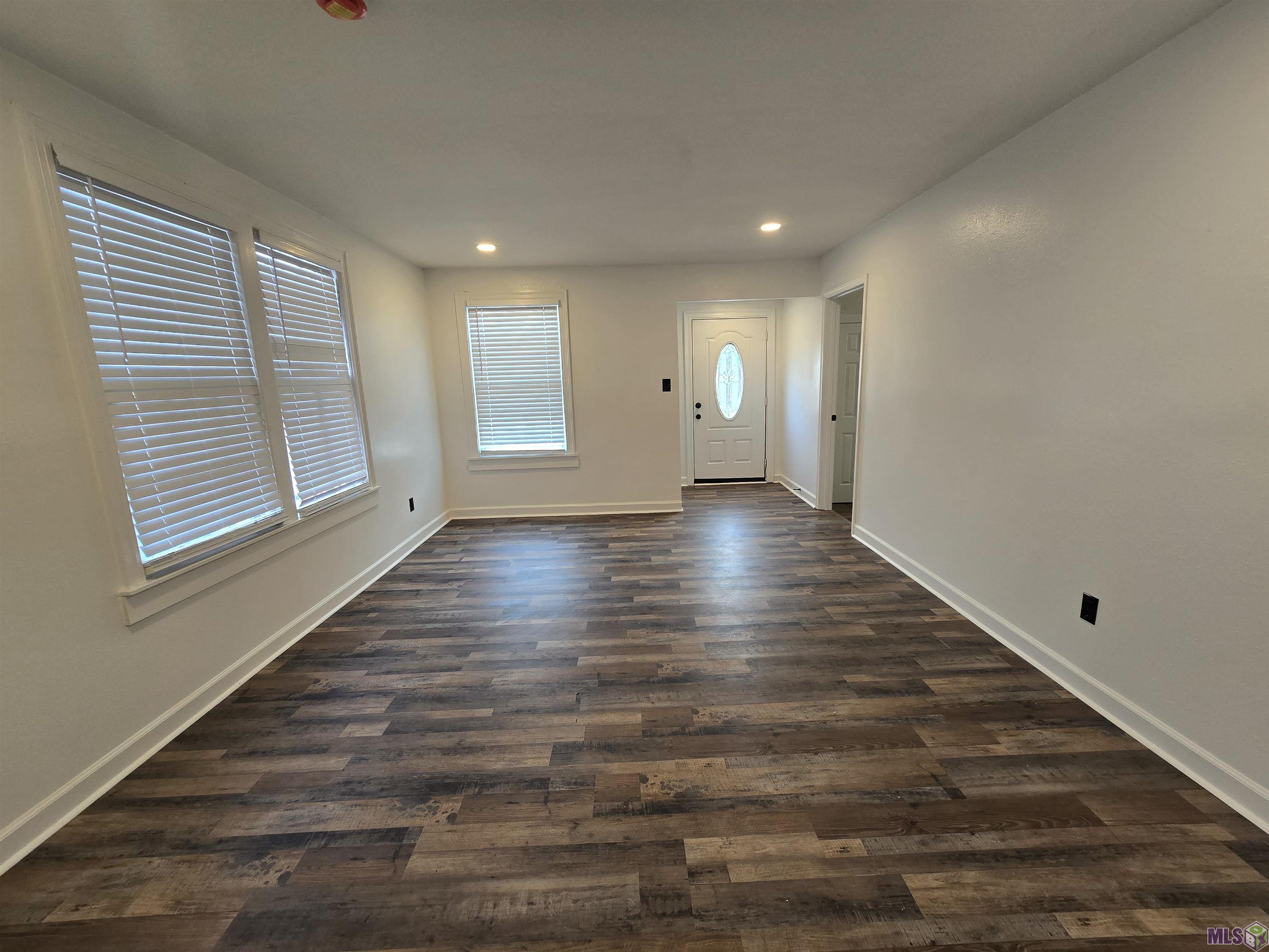 2145 North 38th Street Baton Rouge, LA 70802 - Photo 2 of 22 Living Room