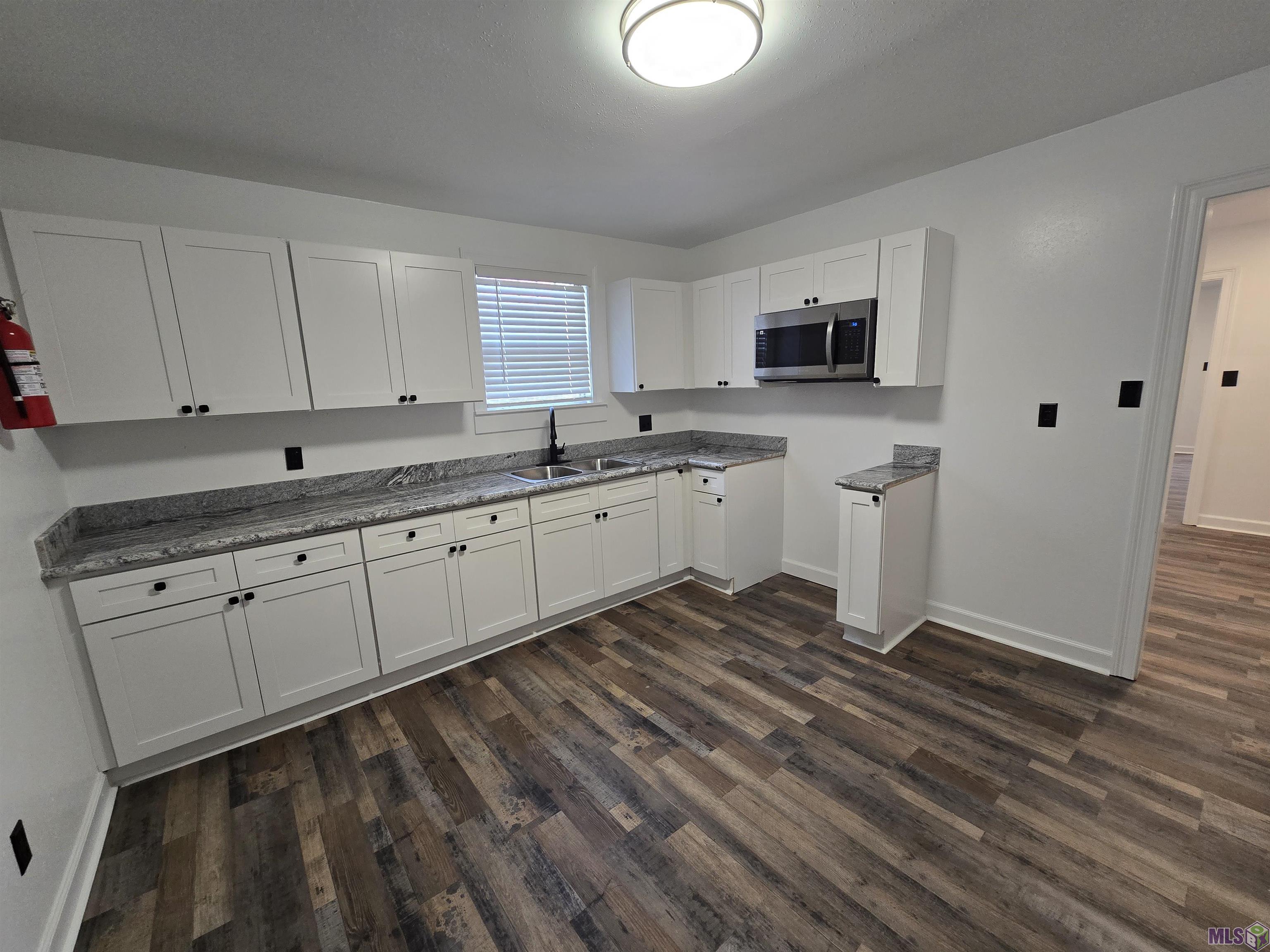 2145 North 38th Street Baton Rouge, LA 70802 - Photo 8 of 22 Kitchen