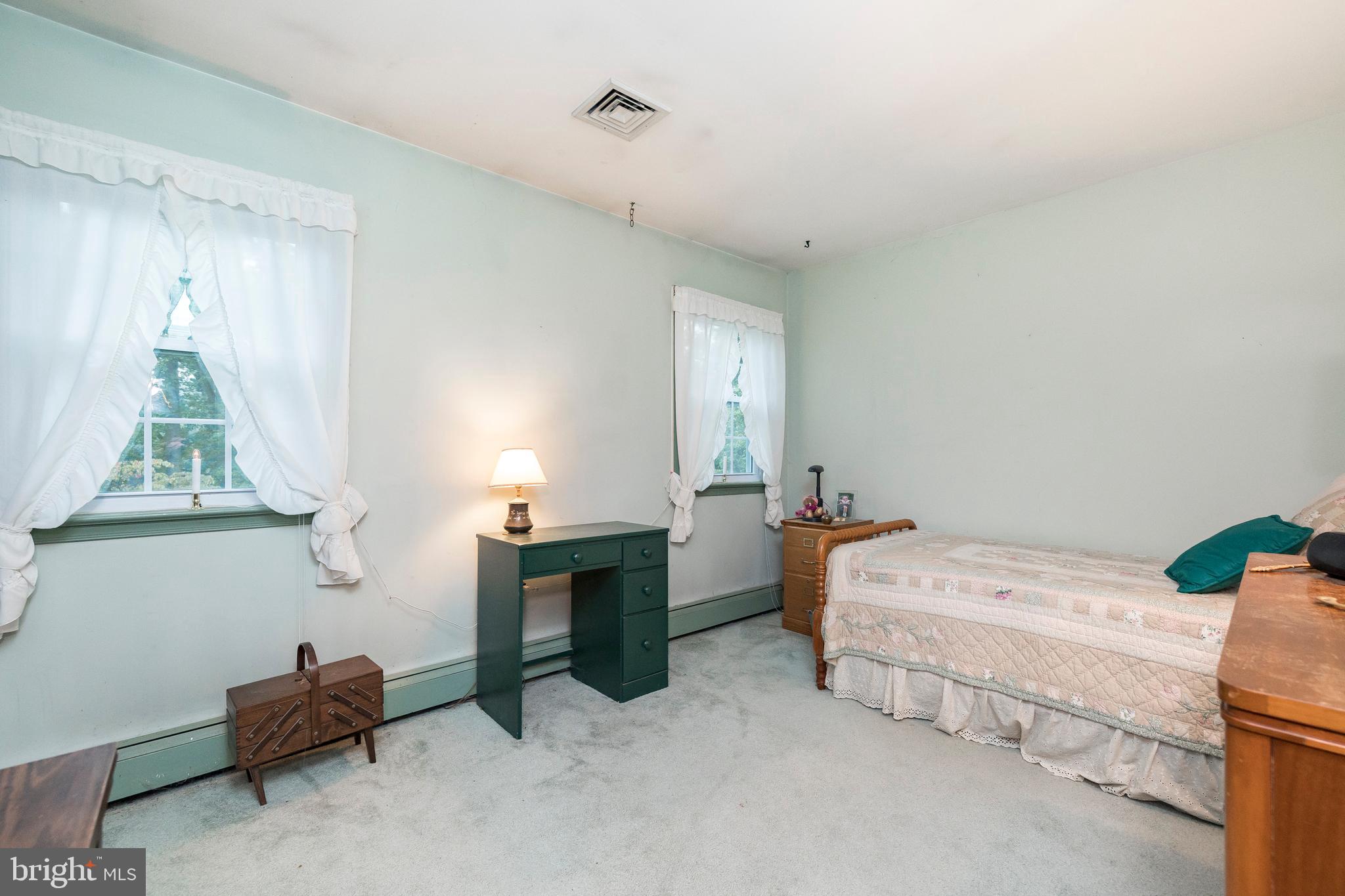 821 Hunters Run Road Pottstown, PA 19465 - Photo 26 of 37 Gallery Image 26