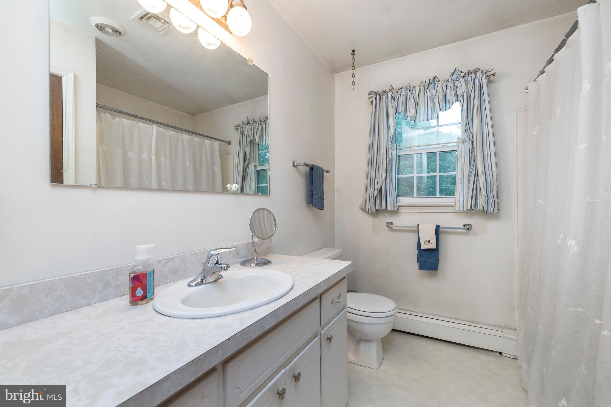 821 Hunters Run Road Pottstown, PA 19465 - Photo 28 of 37 Gallery Image 28