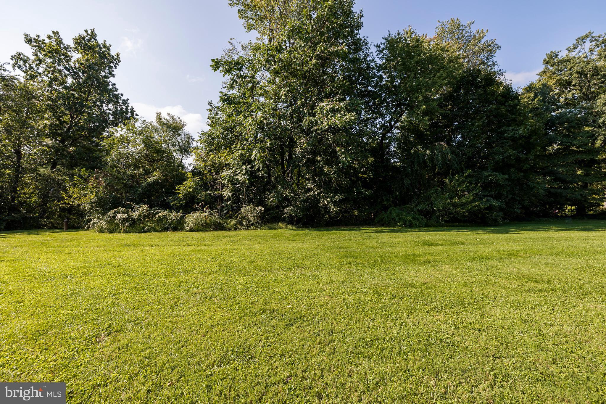821 Hunters Run Road Pottstown, PA 19465 - Photo 36 of 37 Gallery Image 36