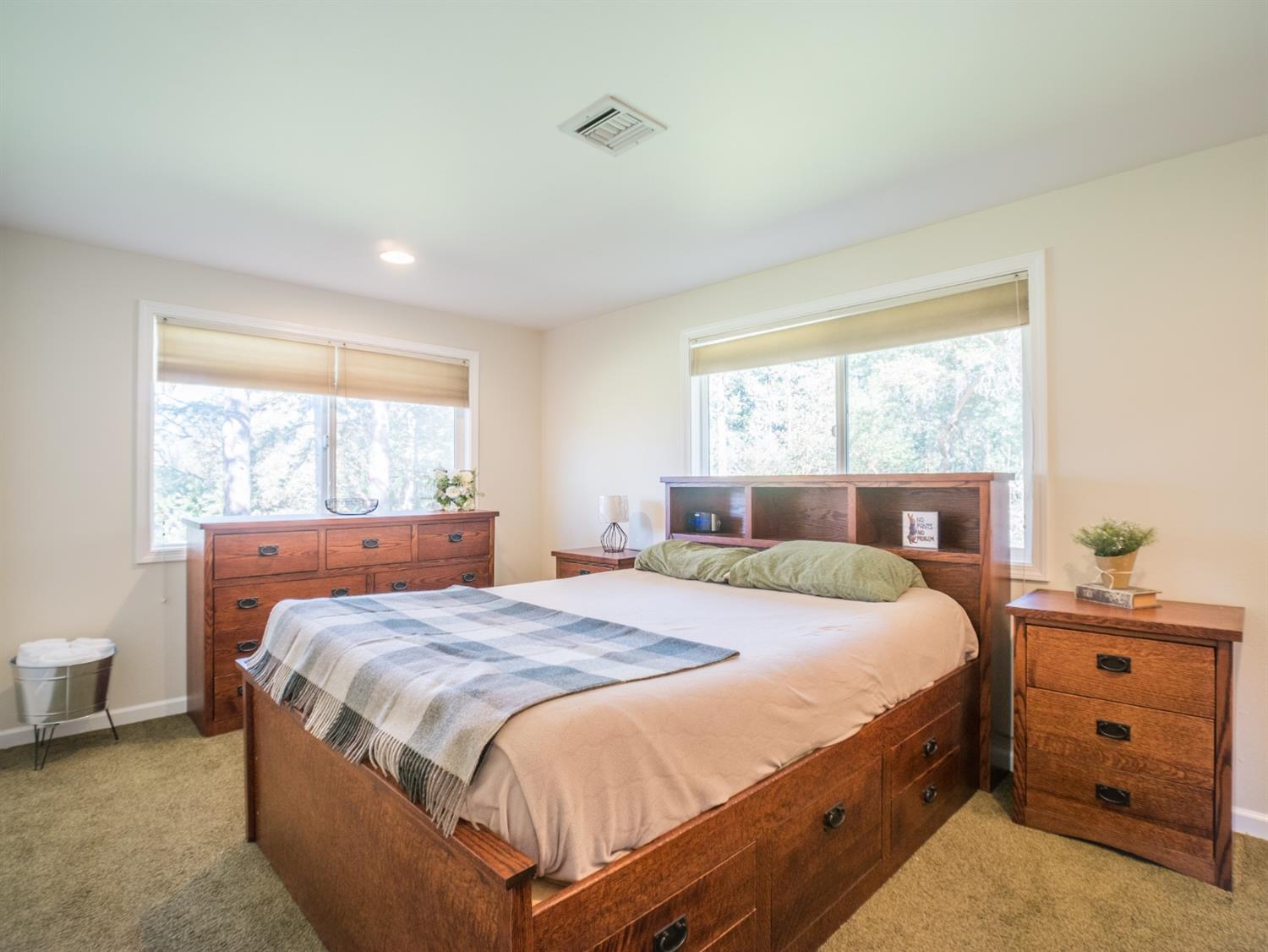 325 Haven Road Jacksonville, OR 97530 - Photo 13 of 20 Additional Photo