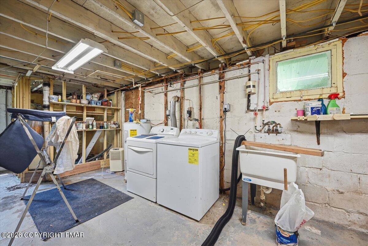 156 Old Mill Road Dalton, PA 18414 - Photo 50 of 66 Laundry area