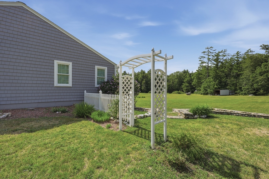 361 County Road Hanson, MA 02341 - Photo 12 of 42 Gallery Image 12