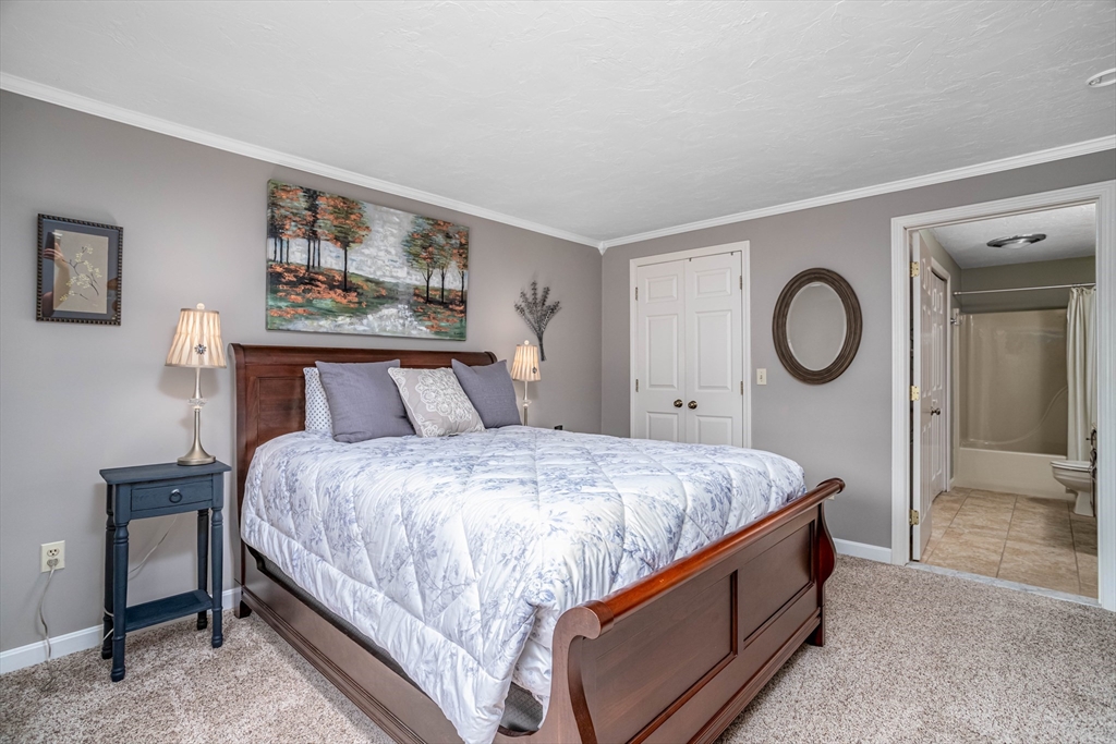 918 Ridgefield Circle, Unit B Clinton, MA 01510 - Photo 22 of 32 Gallery Image 22