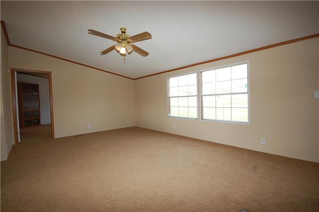 1966 South Commerce Road Watertown, TN 37184 - Photo 4 of 20