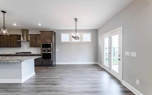 $599,990 | 881 Joe Miller Drive, Hendersonville, TN 37075