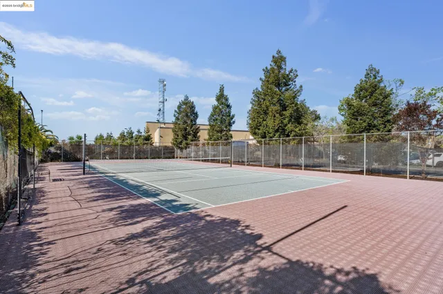 a view of a basketball court