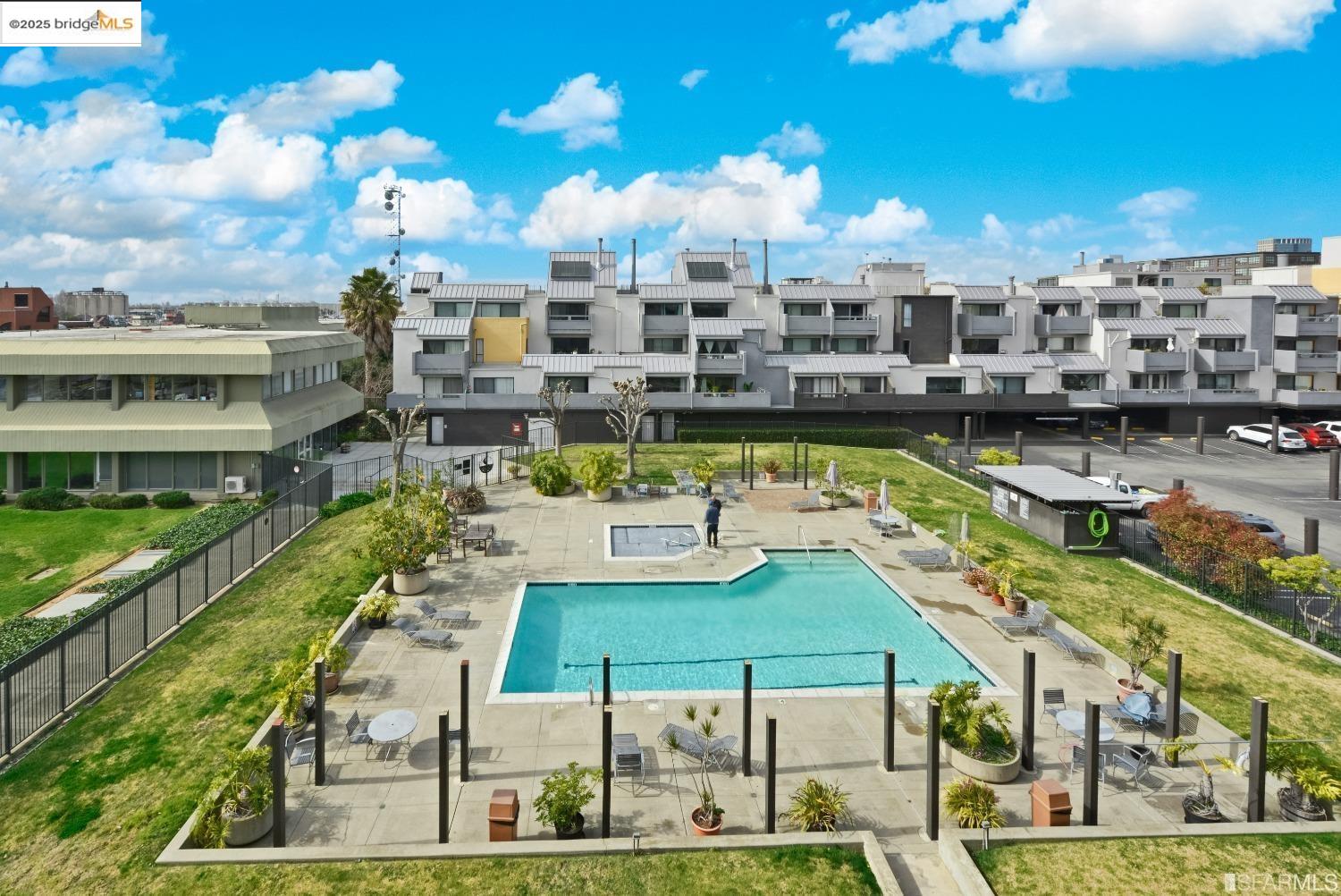 1 Embarcadero, Unit 161 Oakland, CA 94607 - Photo 16 of 31 Community pool with a patio