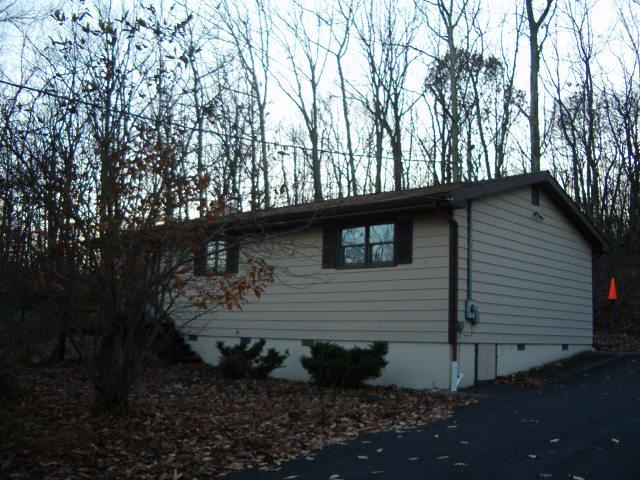 422 Eagle Pass Road Cresco, PA 18326 - Photo 1 of 8 main