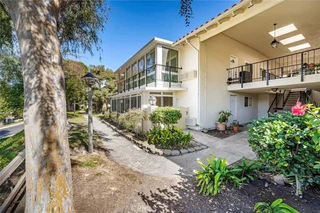 $3,250 | 3309 Via Carrizo, Unit B, Laguna Woods, CA 92637