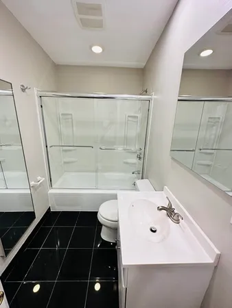 $5,100 | 6 Cushing Road, Unit 6, Marblehead, MA 01945