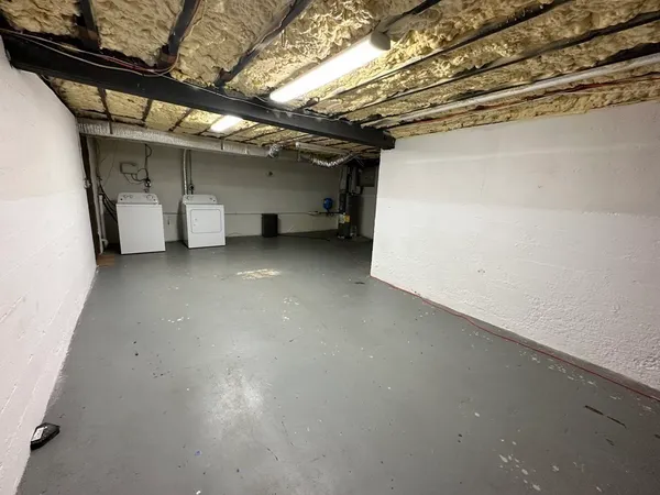 $5,100 | 6 Cushing Road, Unit 6, Marblehead, MA 01945