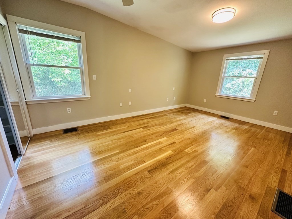 6 Cushing Road, Unit 6 Marblehead, MA 01945 - Photo 10 of 20