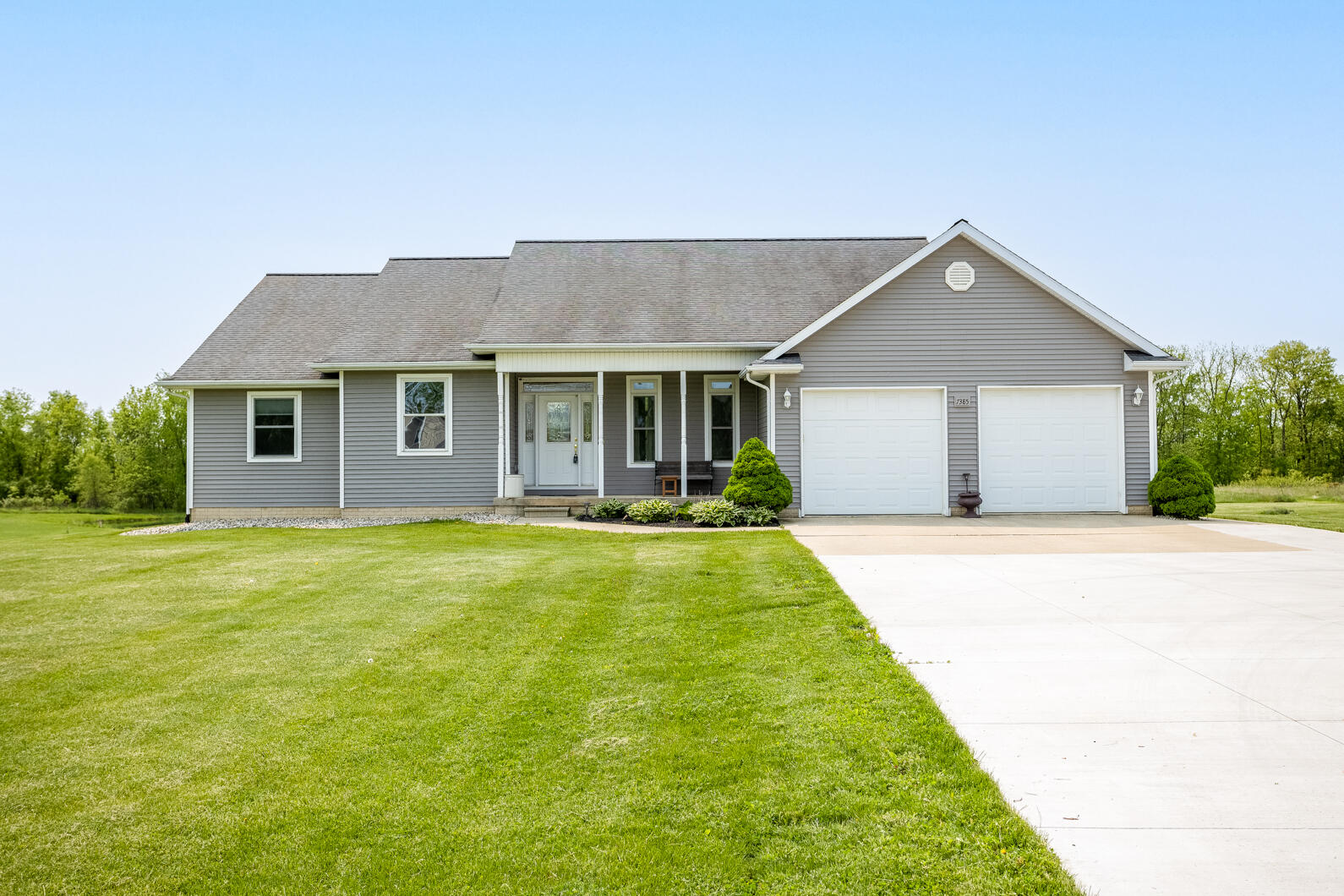 7385 Reed Road Onsted, MI 49265 - Photo 3 of 62 Nice