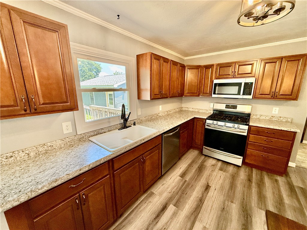3512 Ravina Park Road Decatur, IL 62526 - Photo 6 of 24