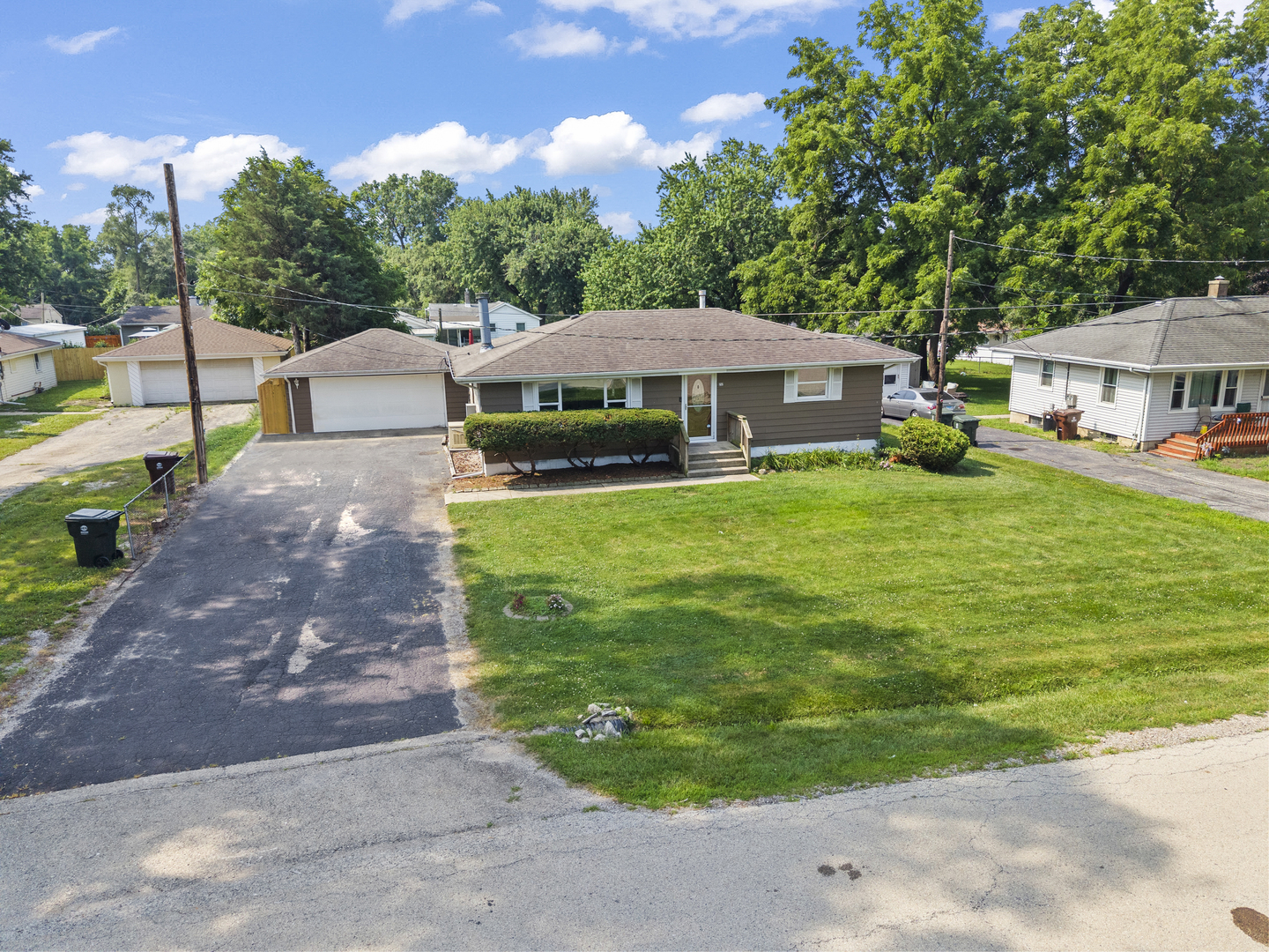 237 East North Street Lockport, IL 60441 - Photo 23 of 36