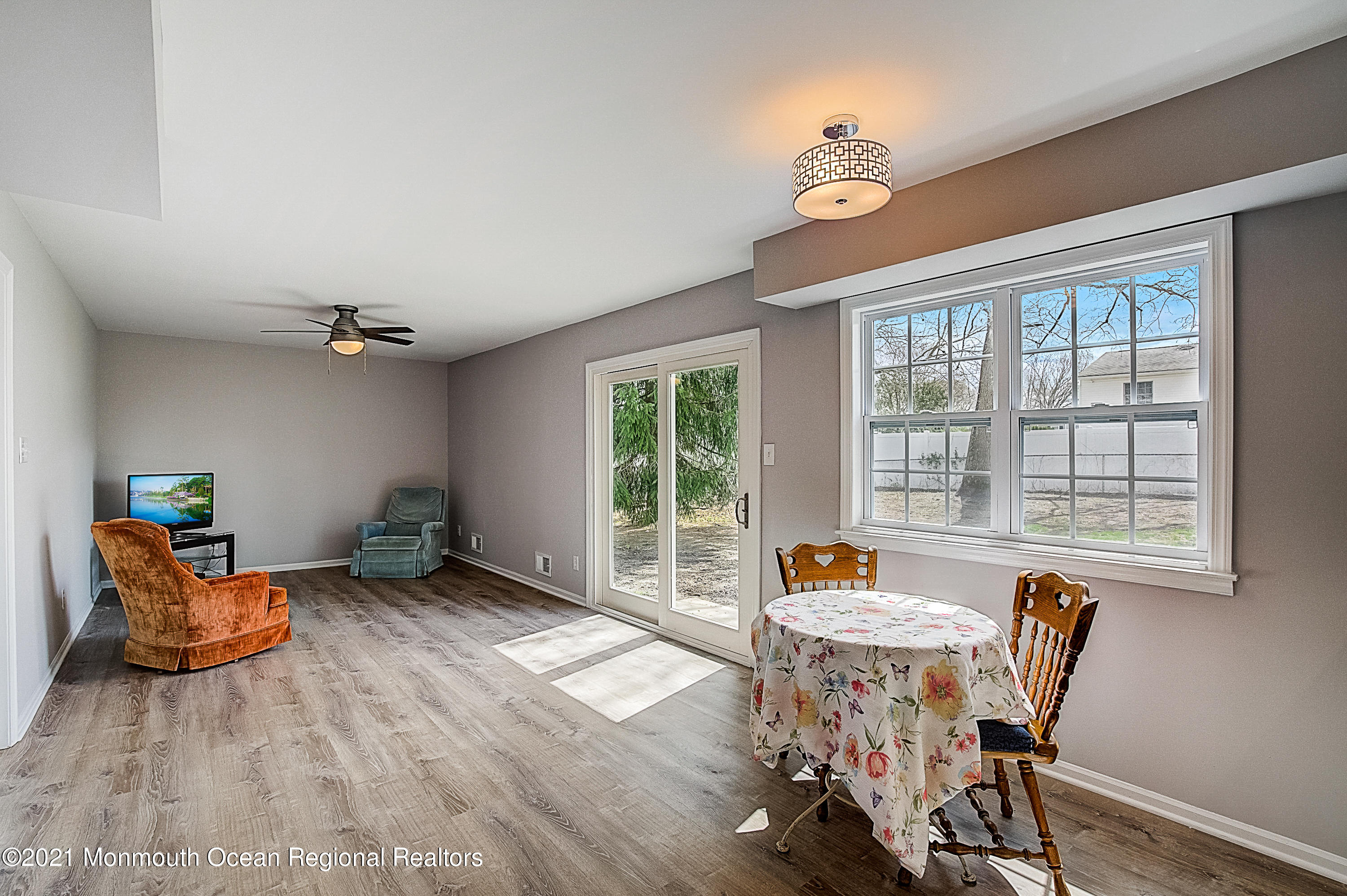 59 Appletree Road Howell, NJ 07731 - Photo 16 of 34 18-Appletree Rd -018