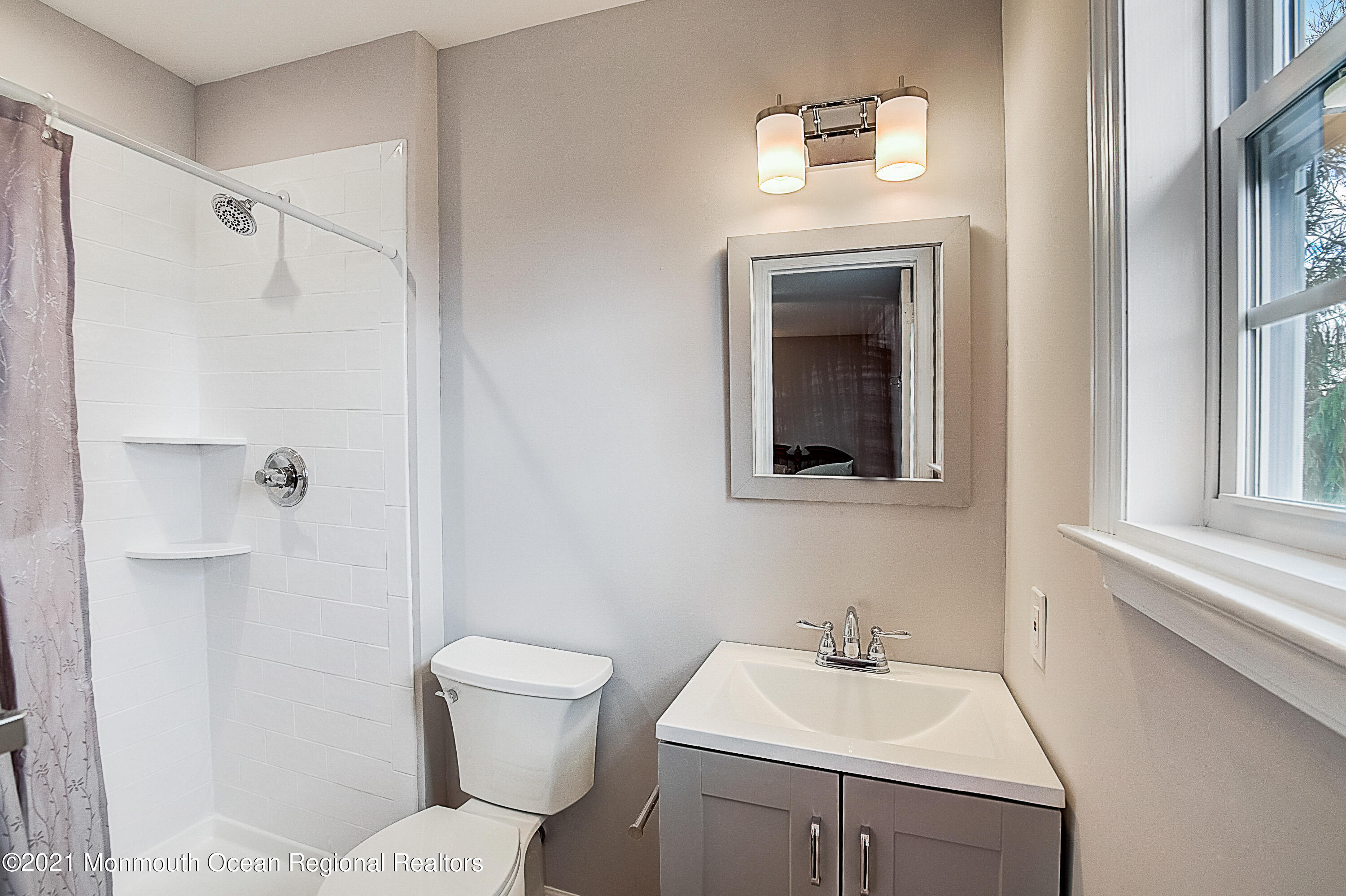 59 Appletree Road Howell, NJ 07731 - Photo 26 of 34 38-Appletree Rd -038