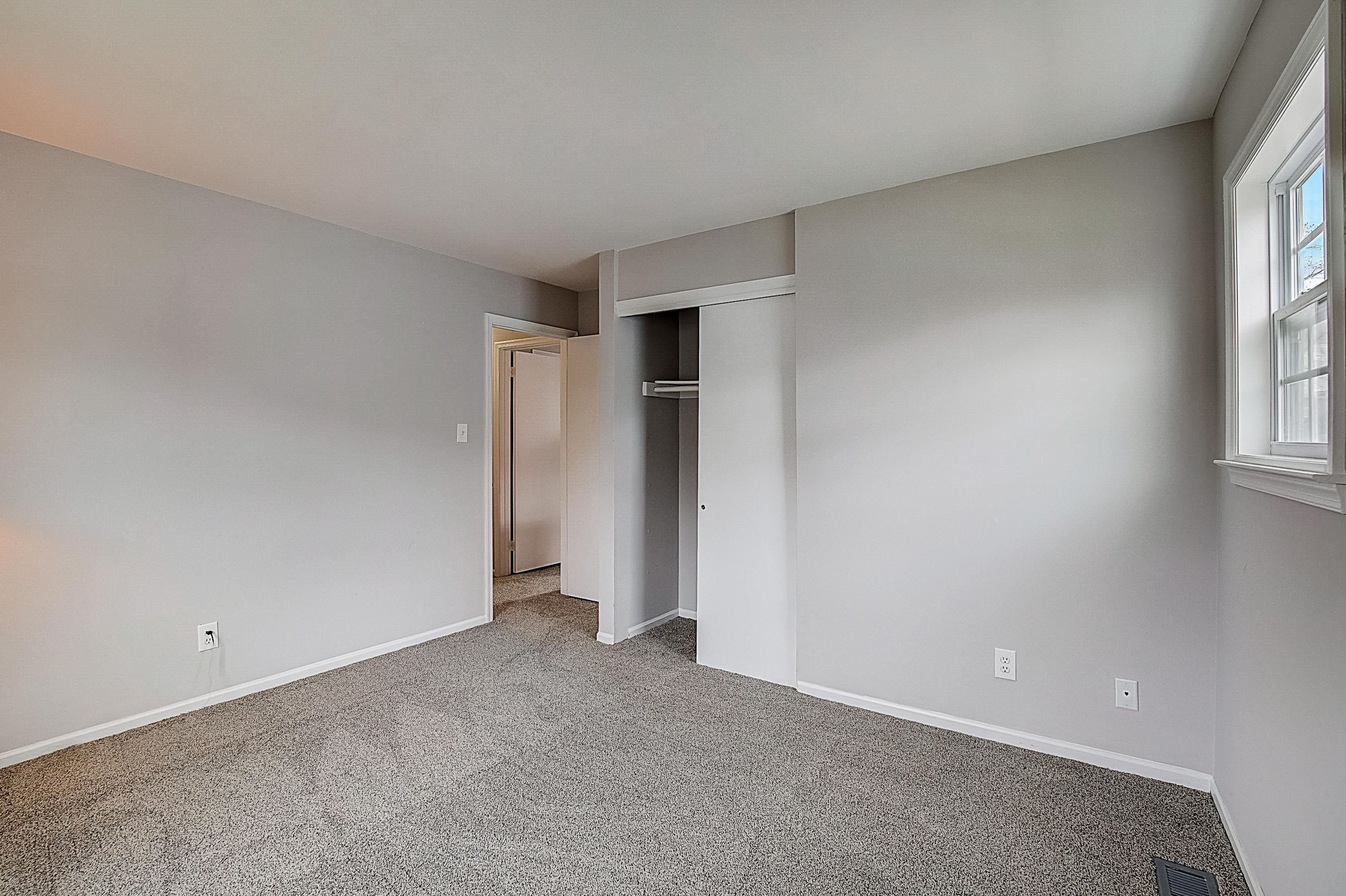 59 Appletree Road Howell, NJ 07731 - Photo 33 of 34 53-Appletree Rd -053