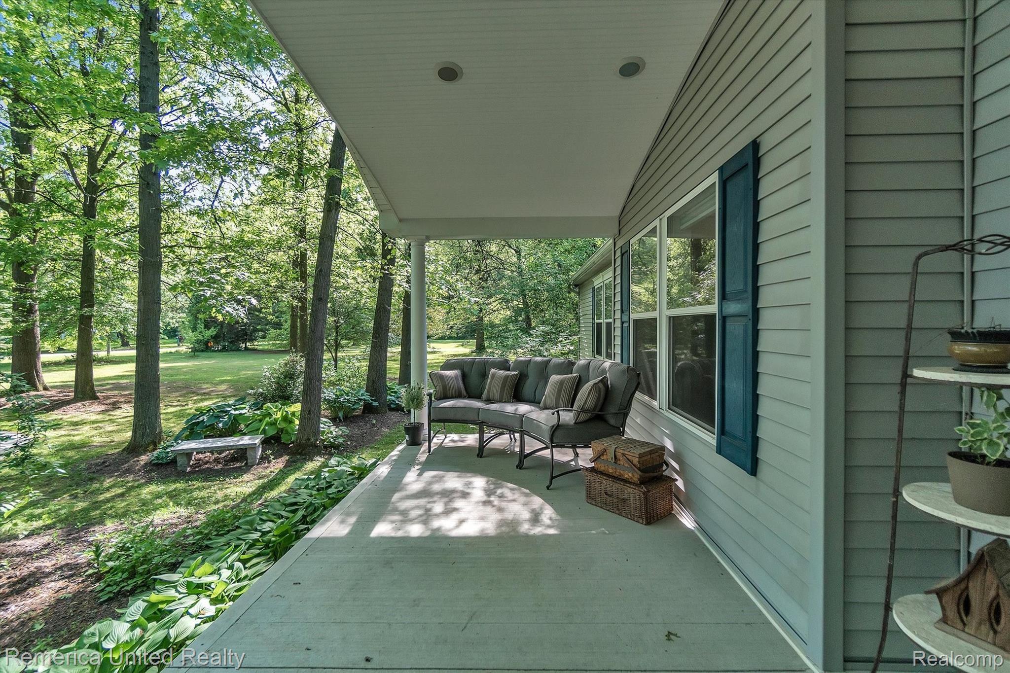 38048 Herman Street Romulus, MI 48174 - Photo 5 of 38 06-38048-Herman-St-WindowStill-Real-Estate-Photography-6.jpg