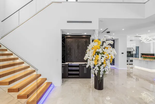 $25,000 | 2650 Northeast 48th Court, Lighthouse Point, FL 33064