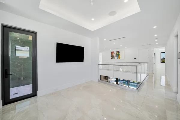 $25,000 | 2650 Northeast 48th Court, Lighthouse Point, FL 33064