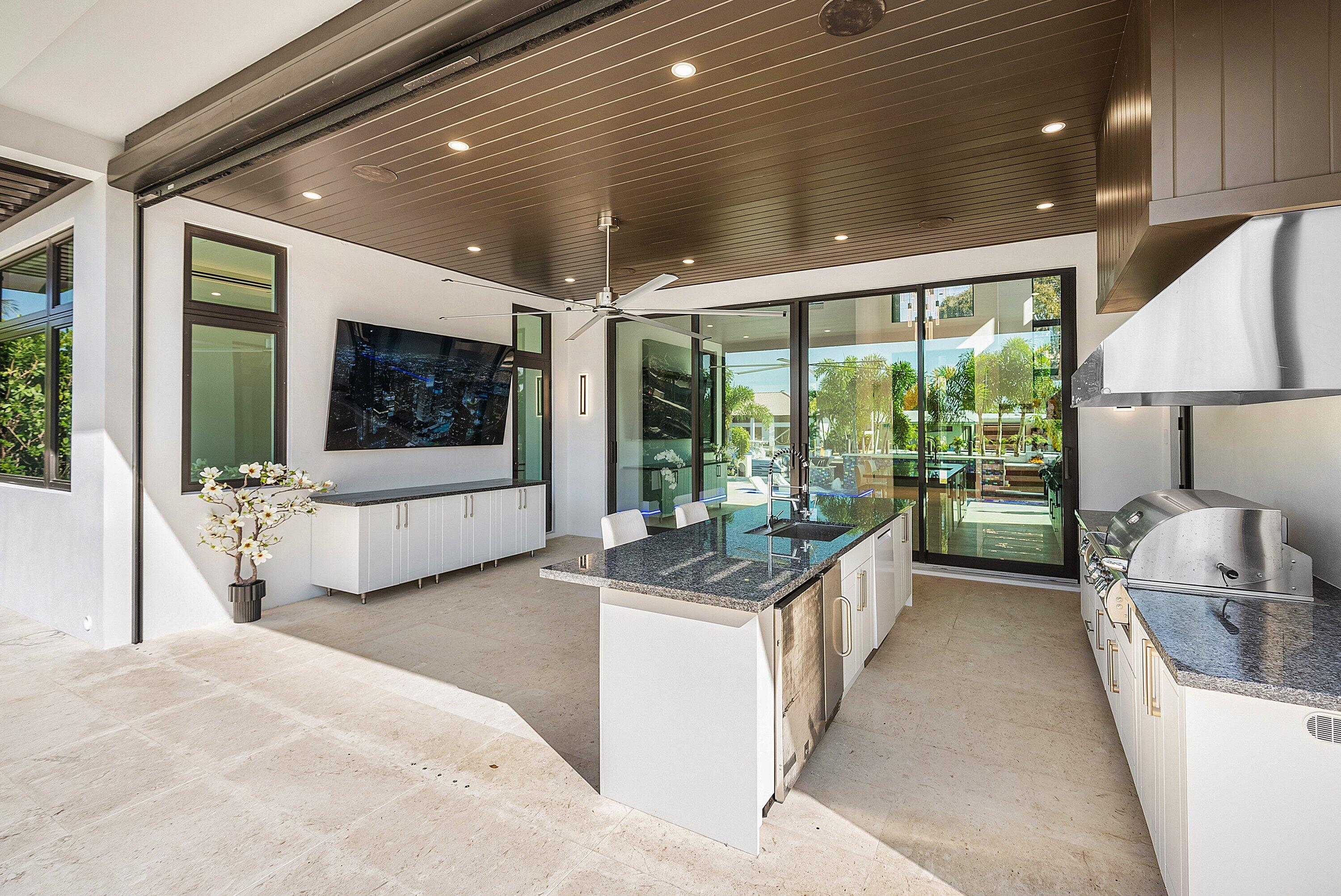 2650 Northeast 48th Court Lighthouse Point, FL 33064 - Photo 57 of 86 057-2650Northeast48thCourt-LighthousePoi