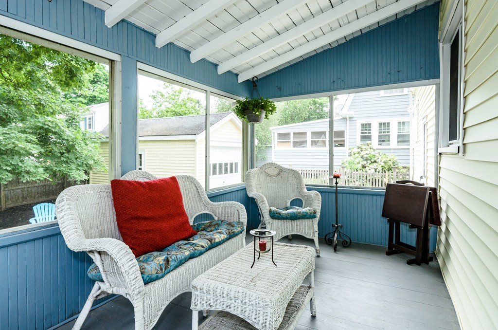 40 Wedgewood Road Newton, MA 02465 - Photo 13 of 17