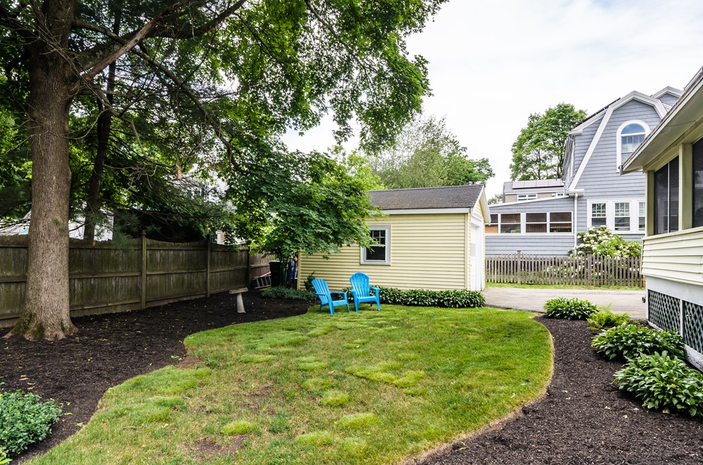 40 Wedgewood Road Newton, MA 02465 - Photo 15 of 17