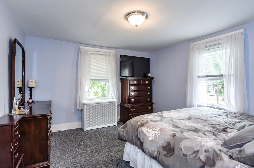 40 Wedgewood Road Newton, MA 02465 - Photo 10 of 17