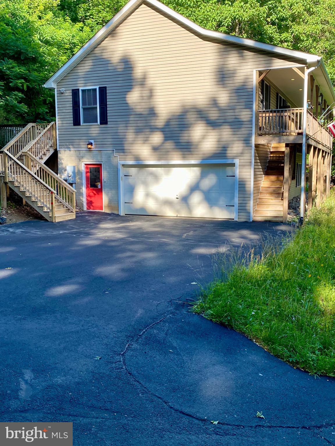 1157 Granny Smith Road Linden, VA 22642 - Photo 1 of 44