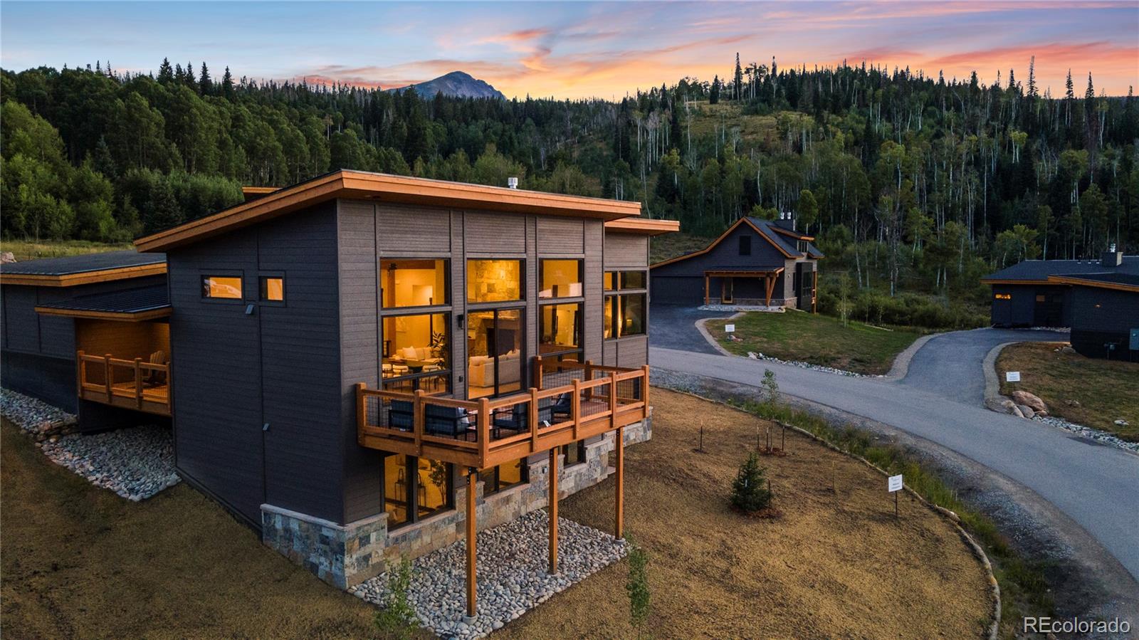 167 Vendette Road Silverthorne, CO 80498 - Photo 2 of 40