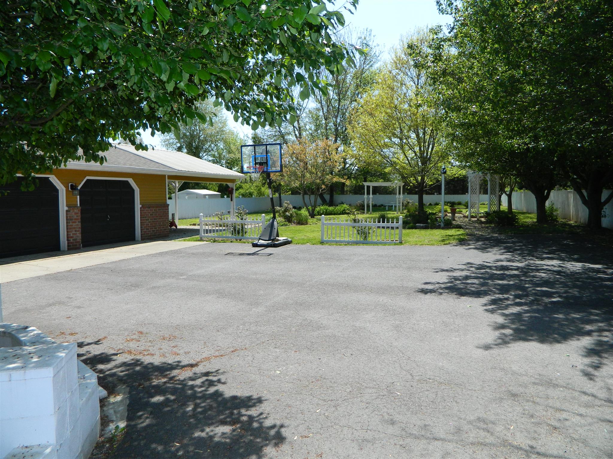 102 Ridgewood Drive Portland, TN 37148 - Photo 14 of 29 Gallery Image 14