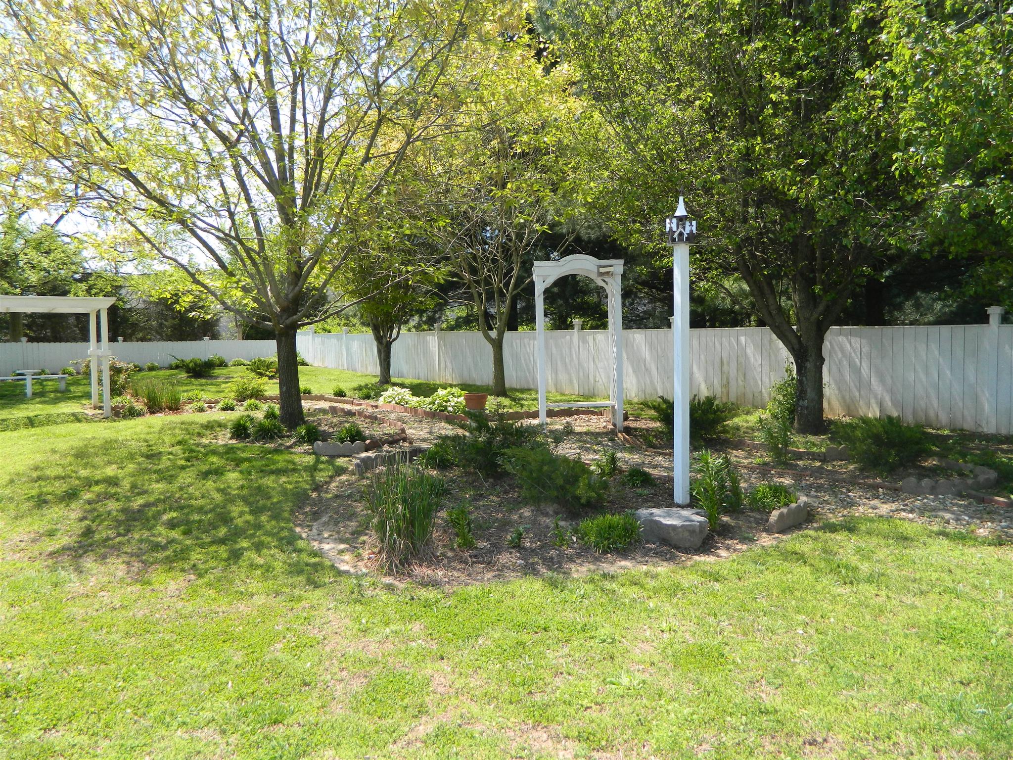 102 Ridgewood Drive Portland, TN 37148 - Photo 16 of 29 Gallery Image 16