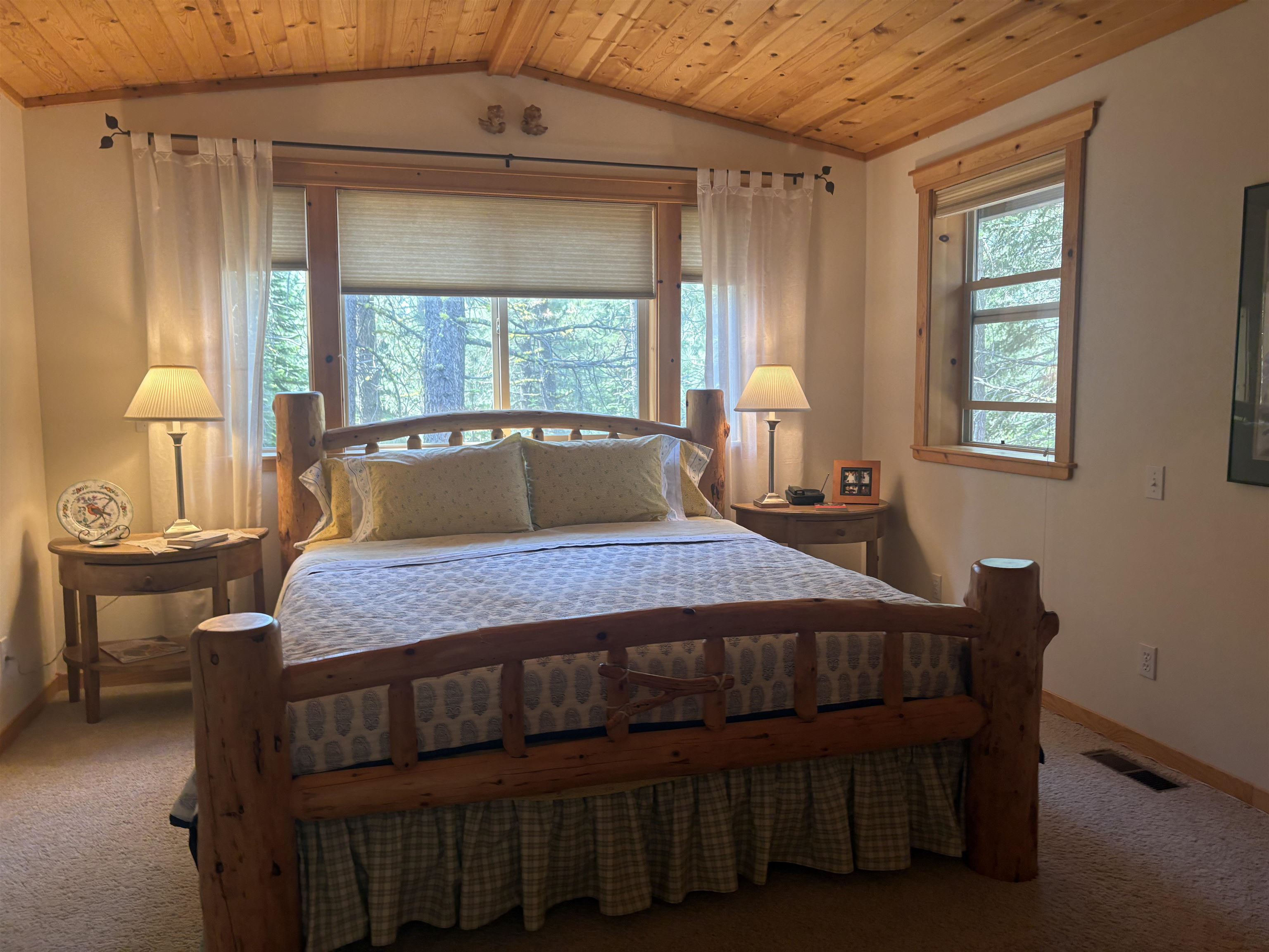 11741 Sitzmark Way Truckee, CA 96161 - Photo 7 of 13
