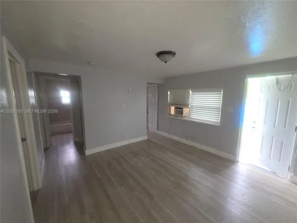 $1,800 | 4017 Southwest 24th Street, Unit 4, West Park, FL 33023