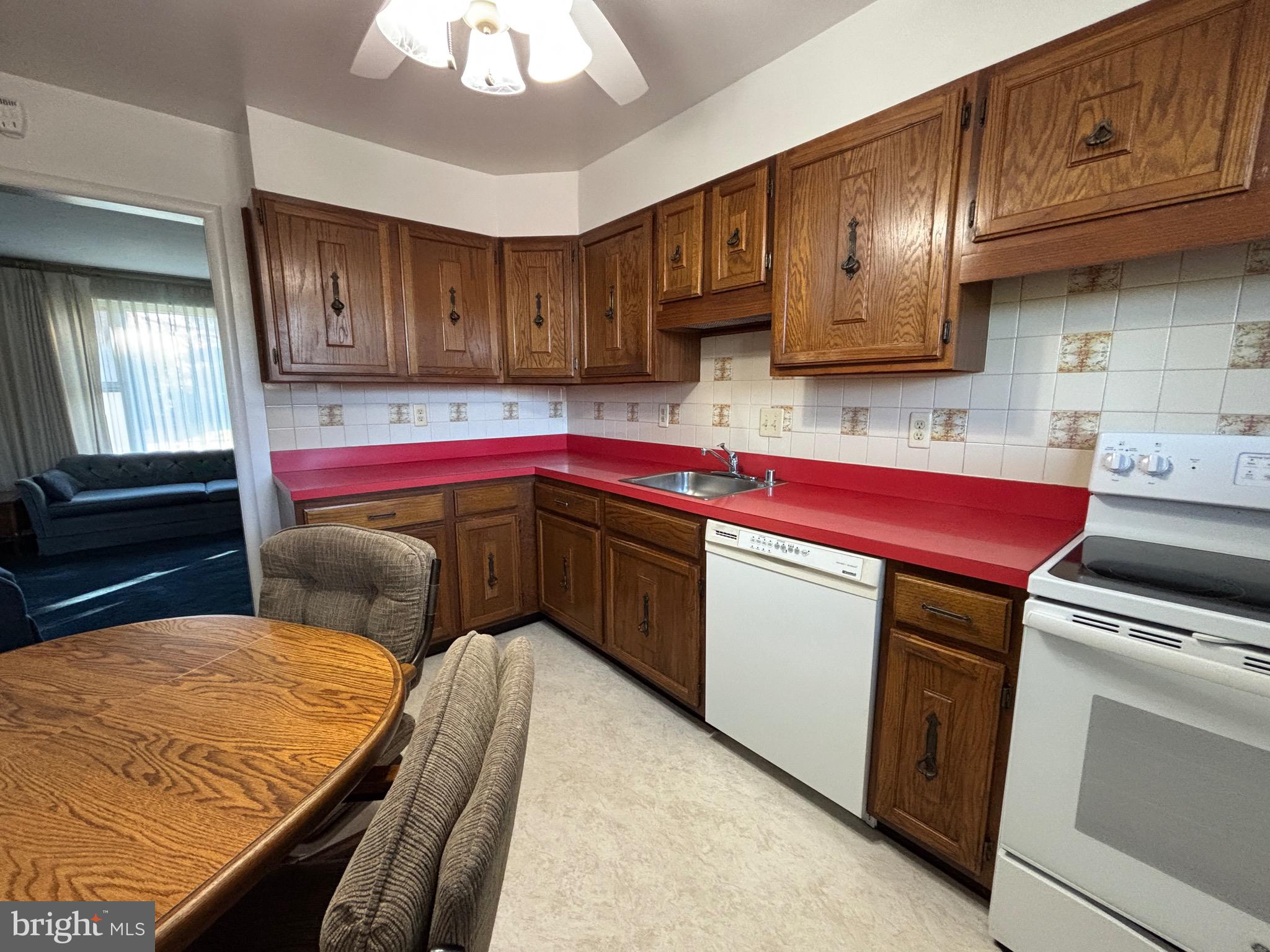 12706 Feldon Street Silver Spring, MD 20906 - Photo 3 of 15 Kitchen