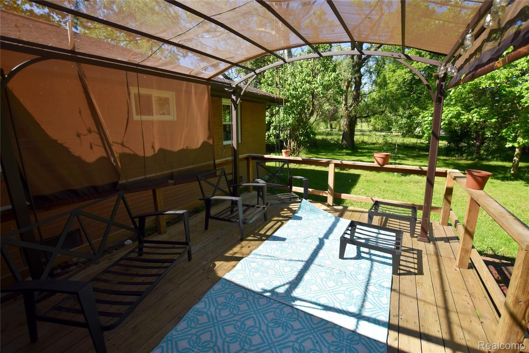 7382 Porter Road Grand Blanc, MI 48439 - Photo 16 of 17 Covered Deck